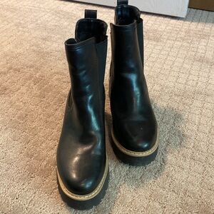 Dolce Vita Lugged Sole Chelsea Boots - Size 7.5